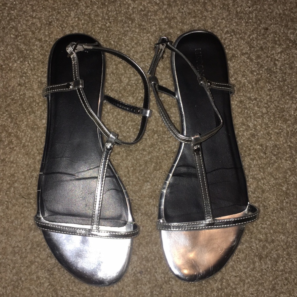 Silver flats